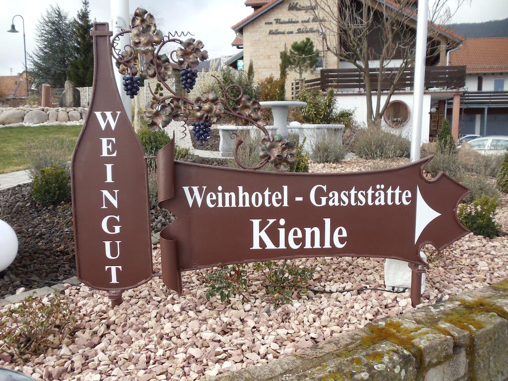 Weinhotel Kienle Burrweiler Exterior photo